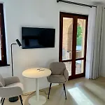 Residenza Marrone Bed & Breakfast 4*