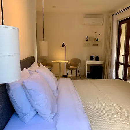 Residenza Marrone 4*