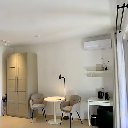 Bed & Breakfast Residenza Marrone