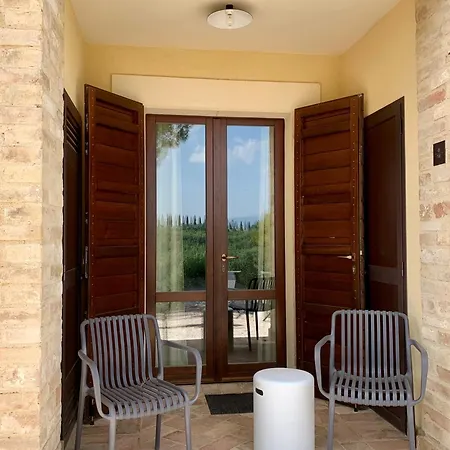 Bed & Breakfast Residenza Marrone 4*