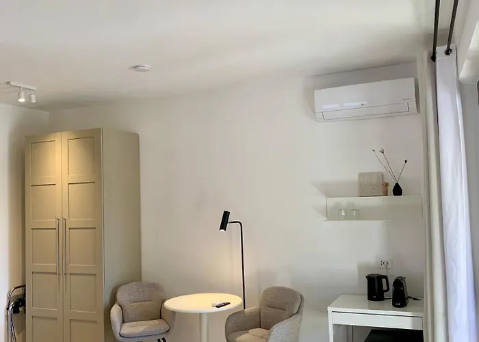 Alojamento de Acomodação e Pequeno-almoço Residenza Marrone