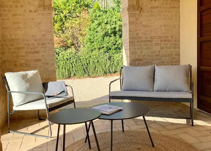 Alojamento de Acomodação e Pequeno-almoço Residenza Marrone 4*